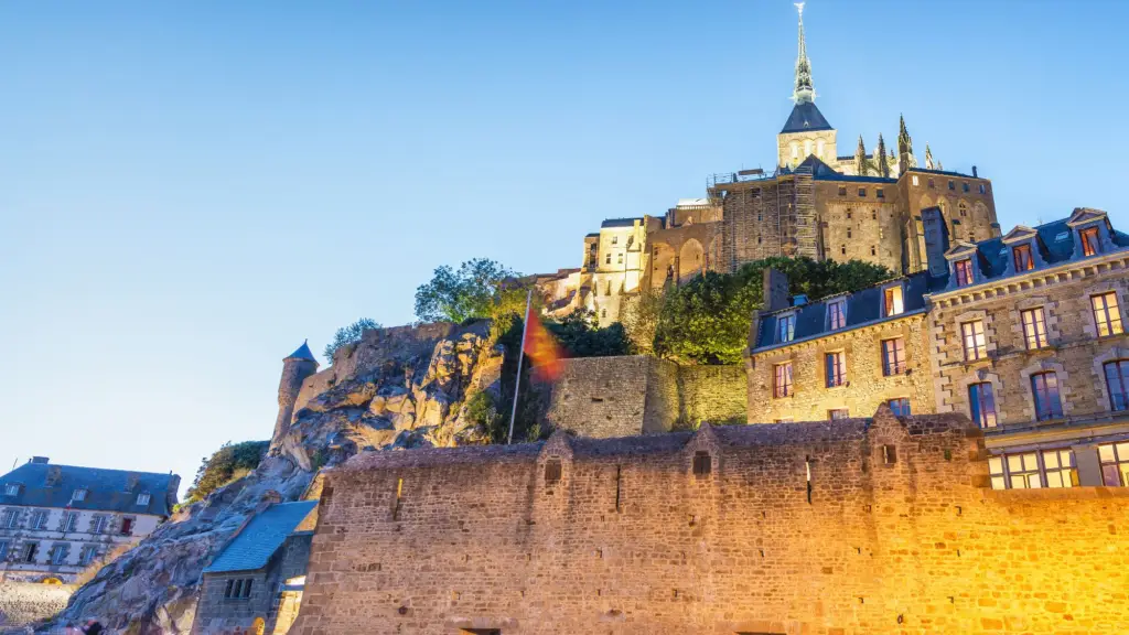 Mont Saint - Michel